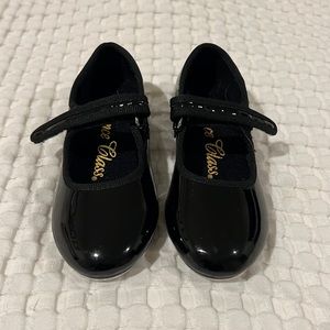 Toddler Dance Class tap shoes